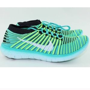 Women’s Nike Free RN Motion Flyknit Shoes